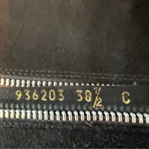 Italian High Heel Suede Boots Womens 38.5 | 7.5 Black Suede Luxury - Picture 9 of 16